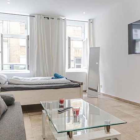 9 Min From City Center - Lovely Studio Near U1 Reumannplatz Vienna Luaran gambar
