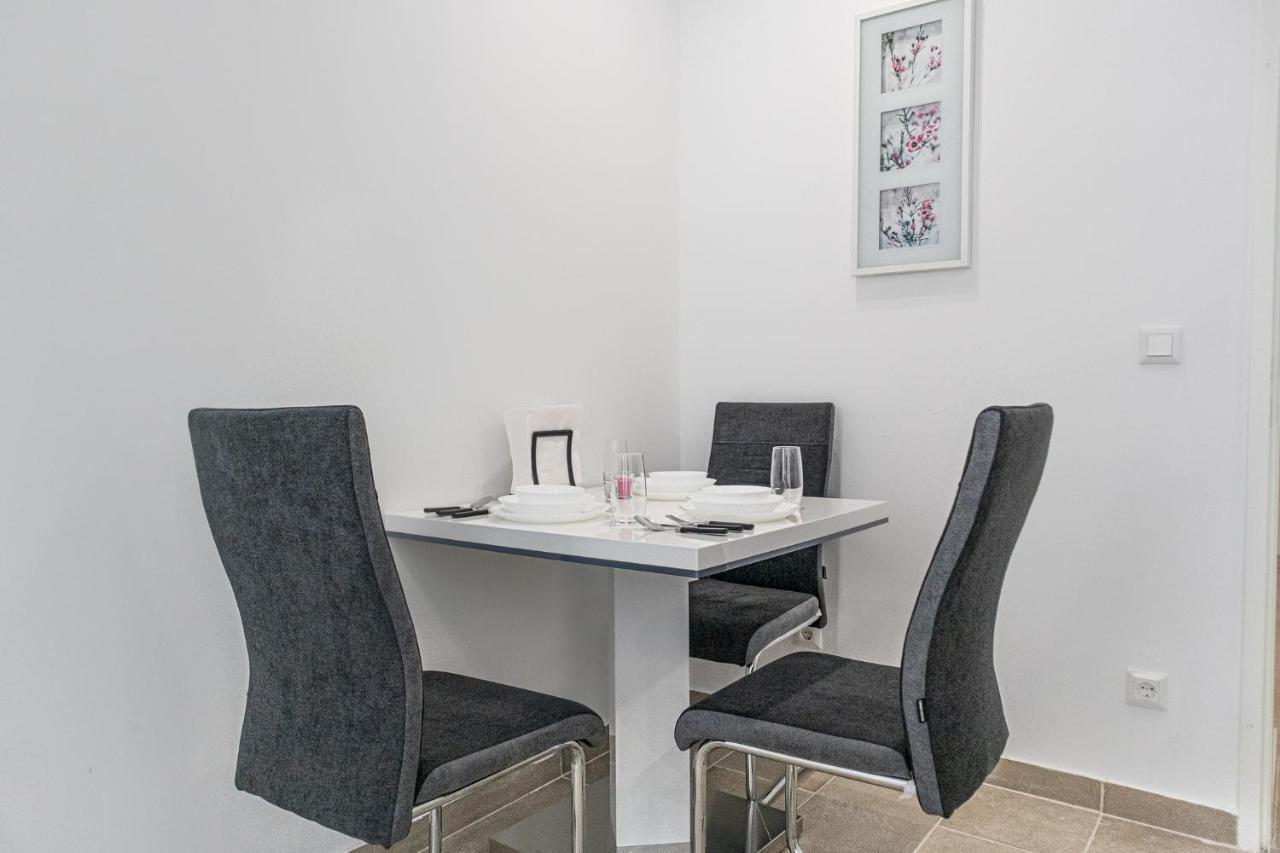 9 Min From City Center - Lovely Studio Near U1 Reumannplatz Vienna Luaran gambar