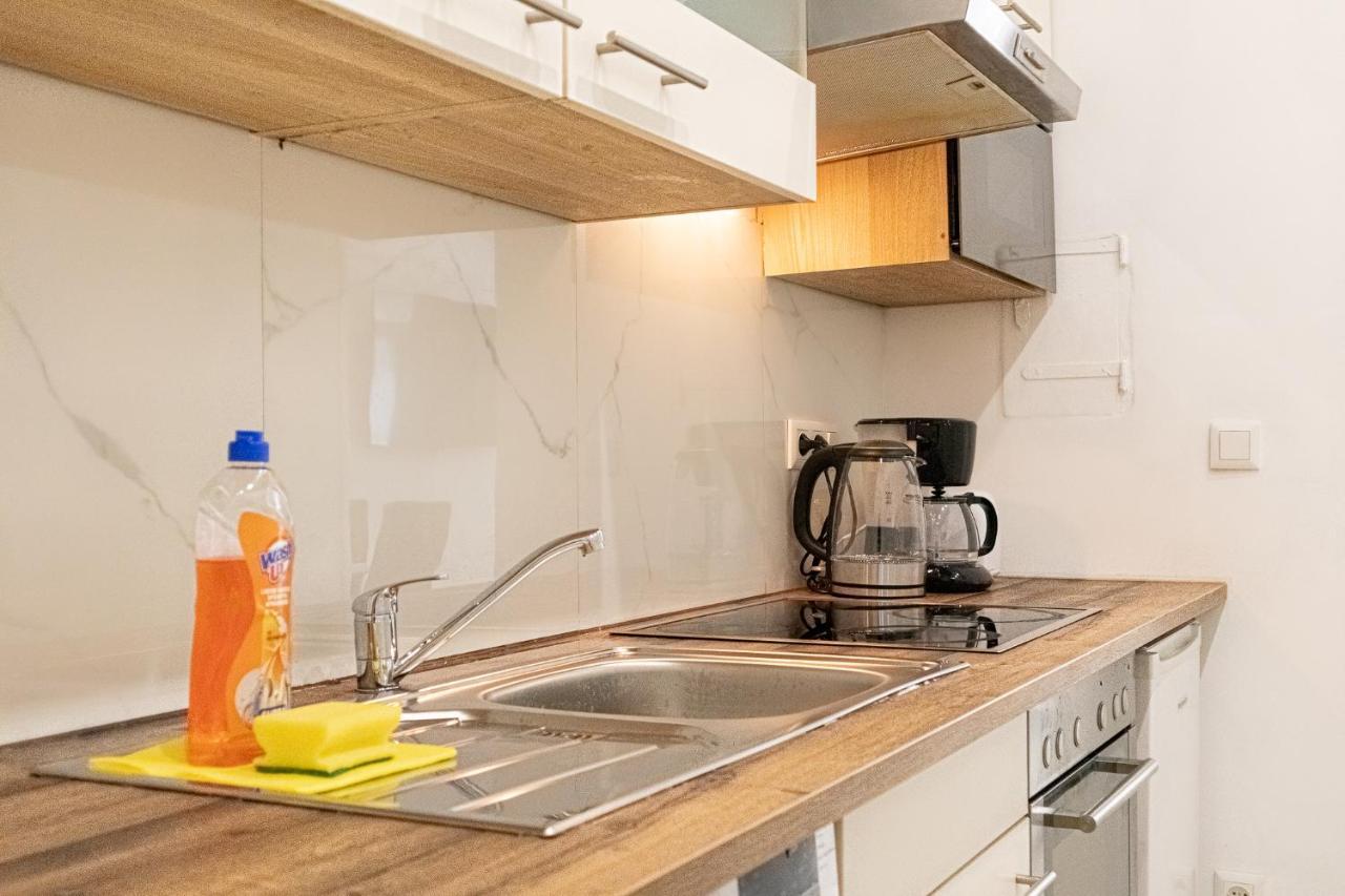 9 Min From City Center - Lovely Studio Near U1 Reumannplatz Vienna Luaran gambar
